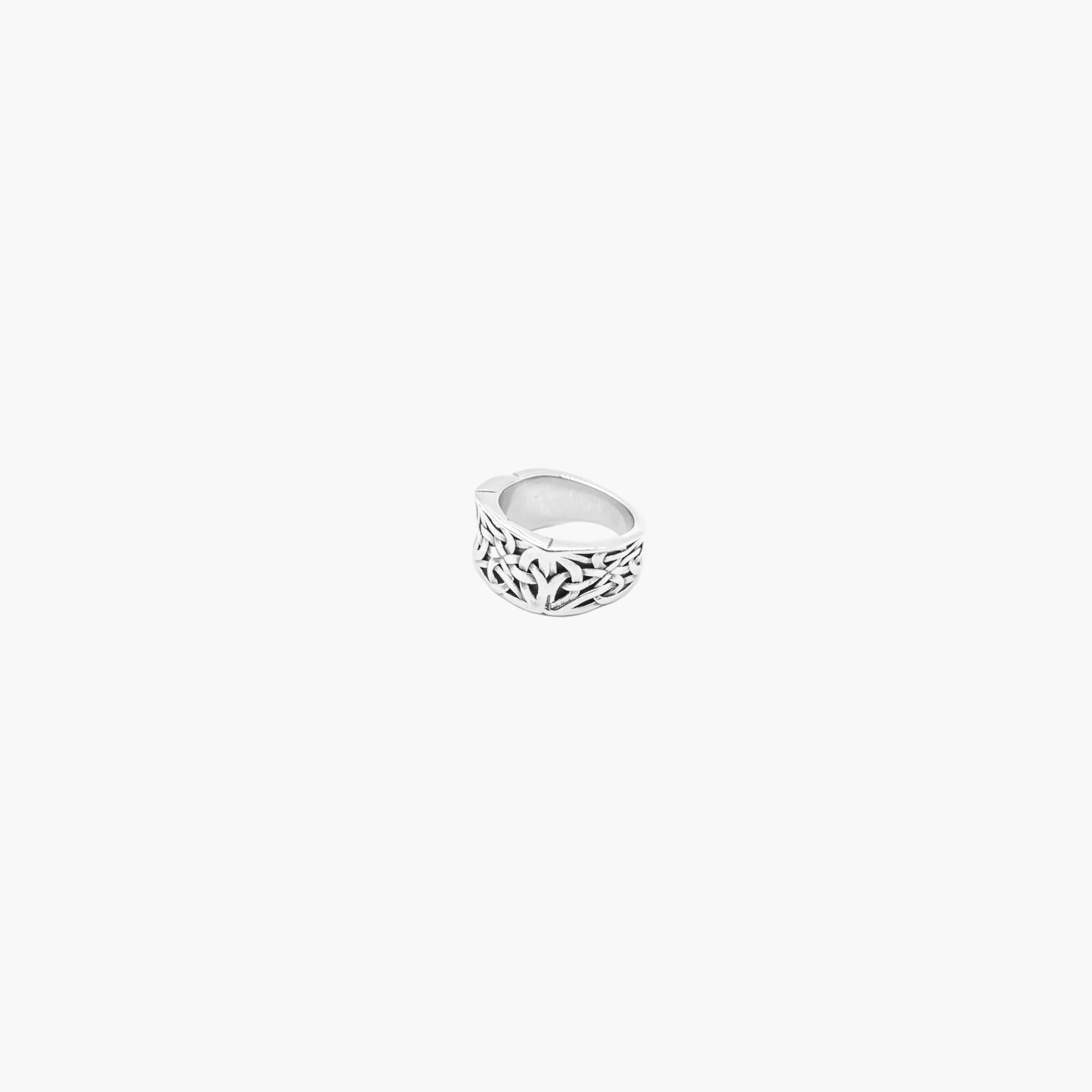 left angle view of Dunloch Celtic ring in 316L stainless steel
