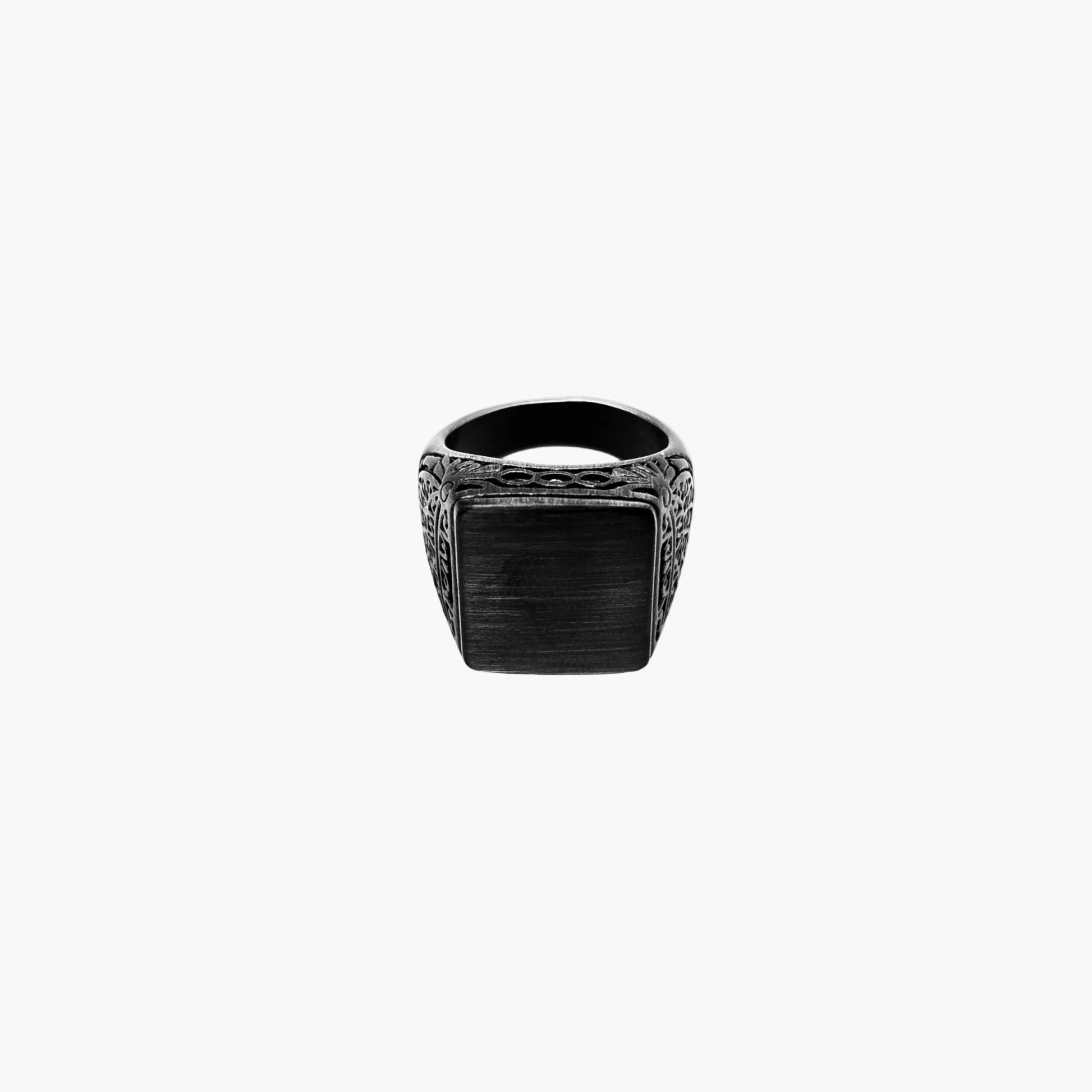 square bezel detail on Faded Black matte ring