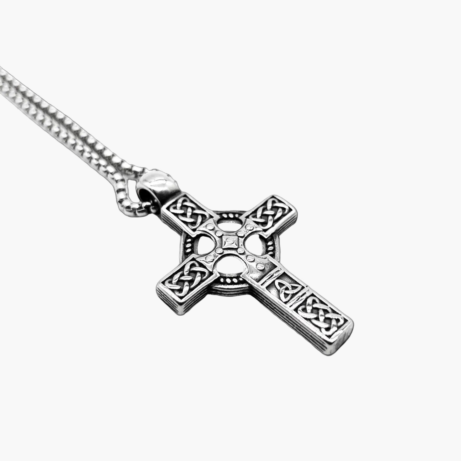 back view of stainless steel highcross heritage pendant