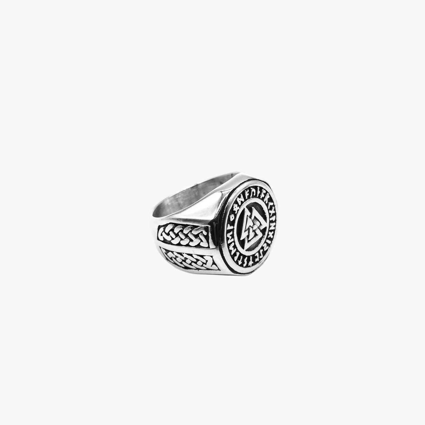 Left side view of Odin Ring highlighting engraved knot pattern along the band.