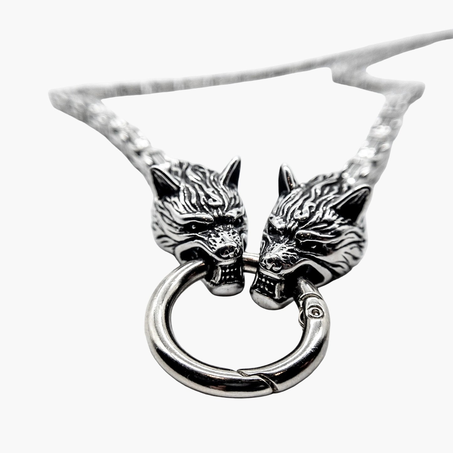 angled view of Two Wolves 316L stainless steel chain from the right