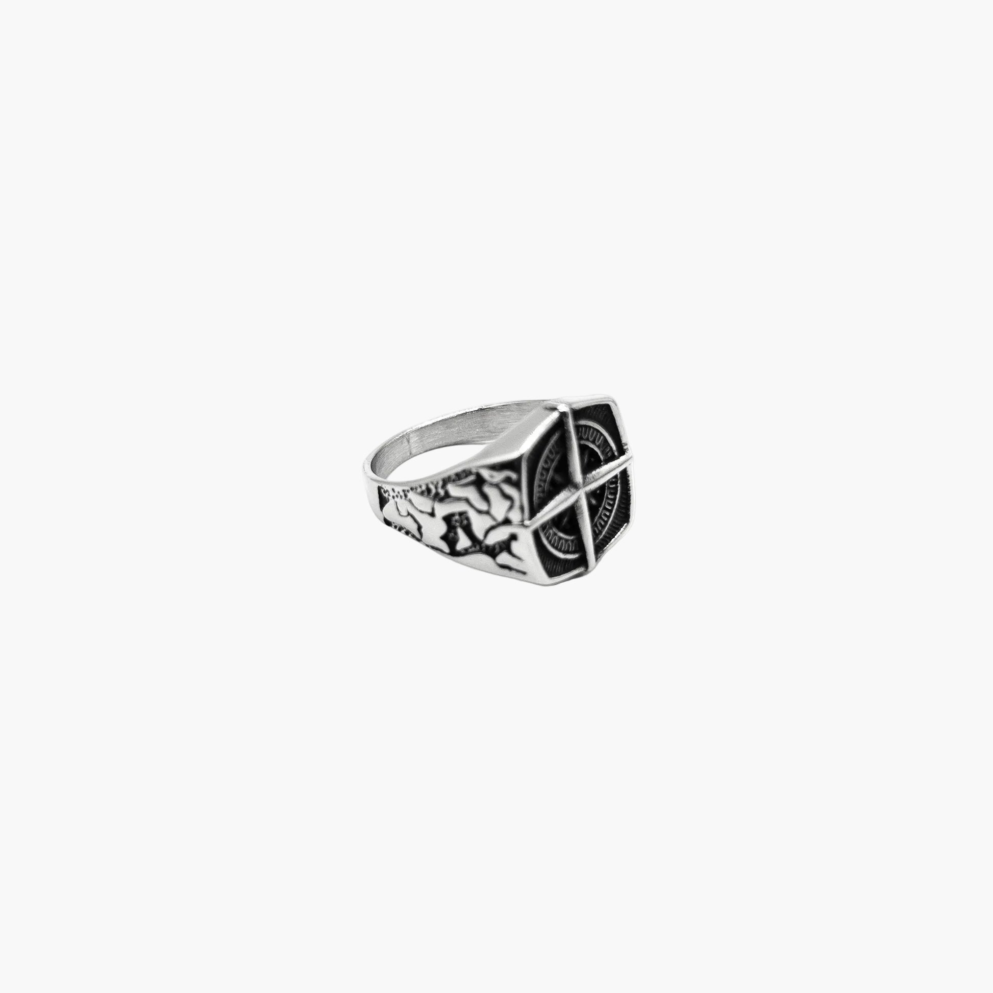 left angle view of Vagabond ring showing etched band detail